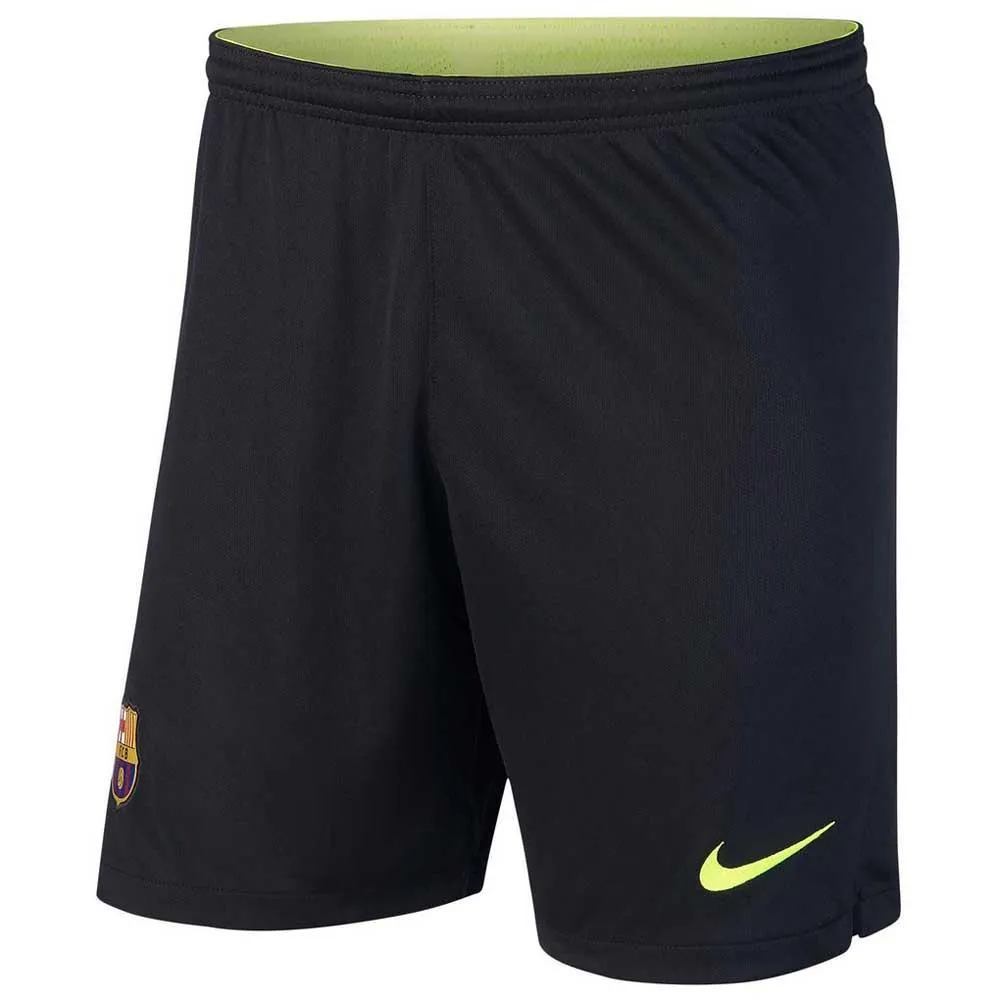 barcelona goalkeeper shorts