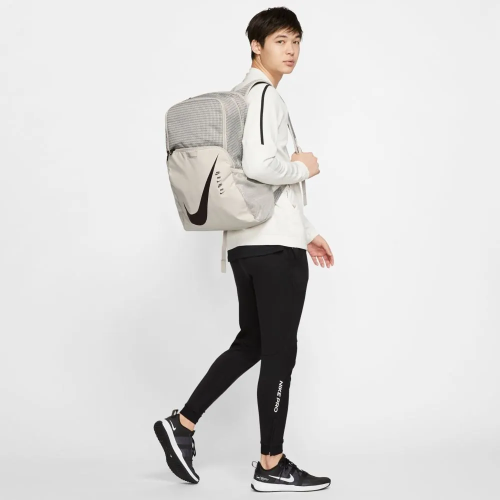 nike brasilia extra large