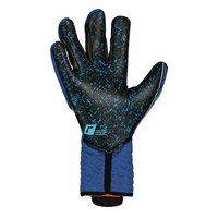 reusch-attrakt-fusion-strapless-adaptiveflex-goalkeeper-gloves